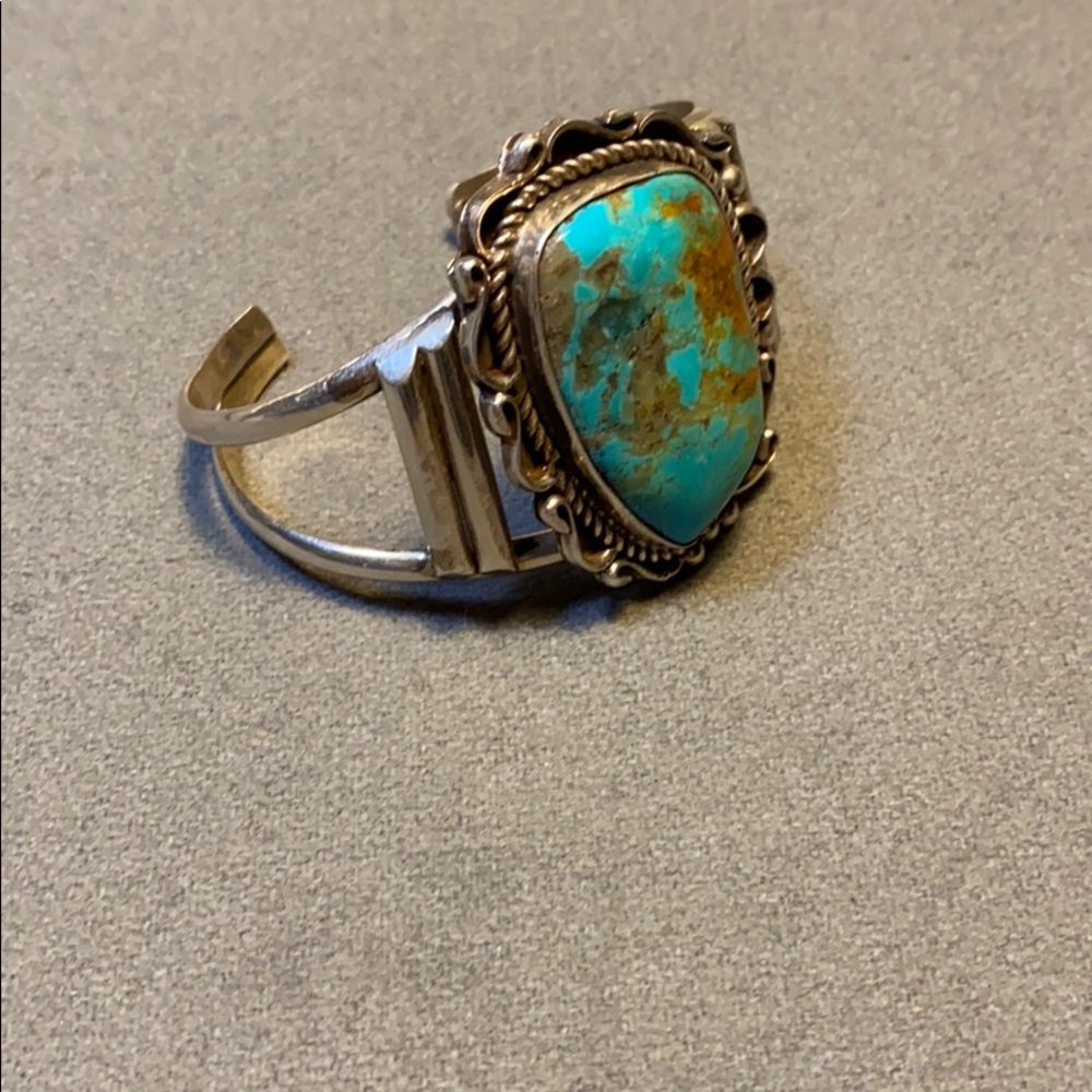 Bracelet - Picture 2 of 2